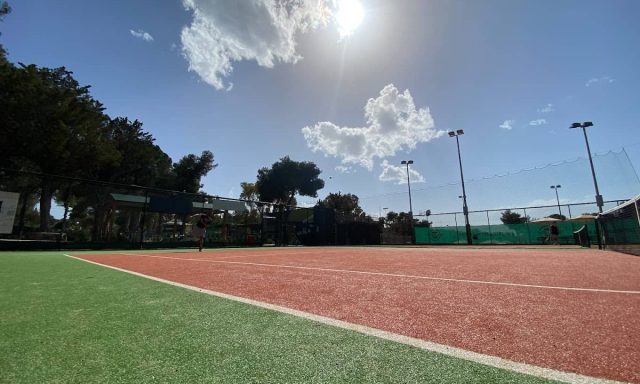 KAVOURI TENNIS CLUB – ΓΗΠΕΔΟ ΤΕΝΝΙΣ – ΒΟΥΛΙΑΓΜΕΝΗ ΑΤΤΙΚΗΣ