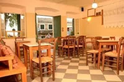 ΠΑΡΑΔΟΣΙΑΚΟ ΚΑΦΕΝΕΙΟ ΤΟ ΛΙΜΠΟΒΙΣΙ ΜΑΙΝΑΛΟ ΑΡΚΑΔΙΑΣ