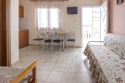 ΚΙΤΣΟΣ ΝΙΚΟΛΑΟΣ – MARIA ROOMS – ΕΝΟΙΚΙΑΖΟΜΕΝΑ ΔΩΜΑΤΙΑ – ΠΟΛΥΧΡΟΝΟ ΧΑΛΚΙΔΙΚΗΣ