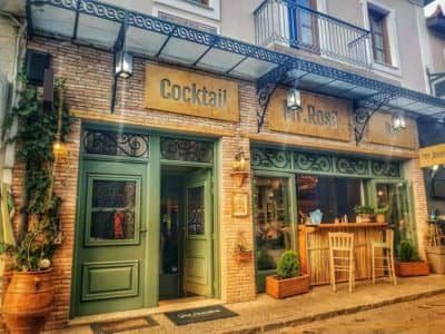 ΑΠΟΣΤΟΛΟΥ ΤΡΙΑΝΤΑΦΥΛΛΟΣ – MR. ROSE COCKTAIL BAR – ΚΑΦΕΤΕΡΙΑ – ΔΕΛΦΟΙ ΦΩΚΙΔΑΣ