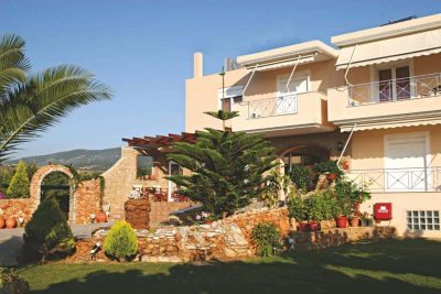 ΑΦΟΙ ΣΑΚΚΑ ΚΑΙ ΣΙΑ Ο. Ε. – SUNSET STUDIOS – ΞΕΝΟΔΟΧΕΙΑ – ΕΝΟΙΚΙΑΖΟΜΕΝΑ ΔΩΜΑΤΙΑ – ΝΕΑ ΣΤΥΡΑ ΕΥΒΟΙΑΣ