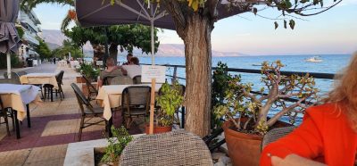 CARAVELLA – ΤΣΙΡΙΚΟΛΙΑ ΕΥΑΝΘΙΑ – ΕΣΤΙΑΤΟΡΙΟ – ΑΓΙΟΙ ΘΕΟΔΩΡΟΙ ΚΟΡΙΝΘΙΑΣ