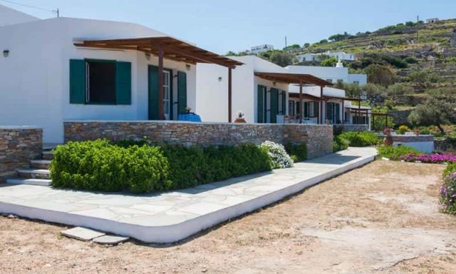 ΕΝΟΙΚΙΑΖΟΜΕΝΑ ΔΩΜΑΤΙΑ SPITHA ROOMS ΑΡΤΕΜΩΝΑ ΣΙΦΝΟ ΛΟΥΜΙΔΗ ΜΑΡΙΑ