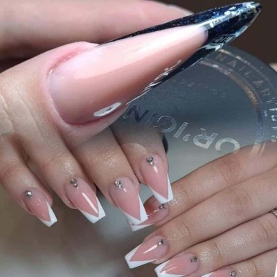 EMELY’ S BEAUTY SALON – ΑΙΜΙΛΙΑ – ΜΑΝΙΚΙΟΥΡ ΠΕΝΤΙΚΙΟΥΡ ΑΧΑΡΝΕΣ ΑΤΤΙΚΗ
